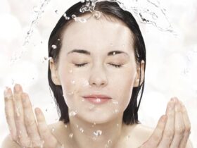 The Correct Ways to Wash Your Face